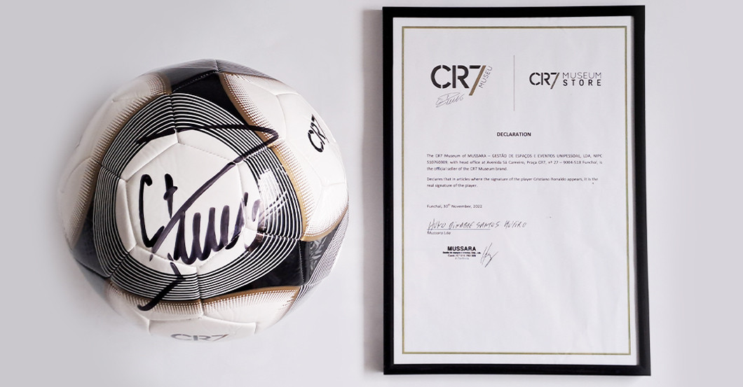  BÜ Ronaldo-Ball 