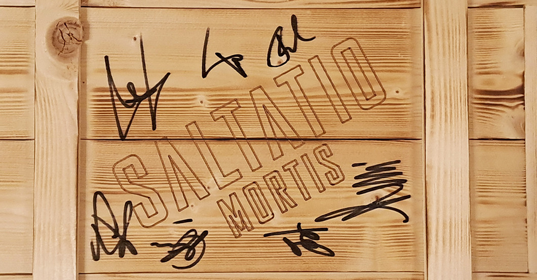 BÜ Saltatio Holzkiste   BÜ Saltatio Holzkiste