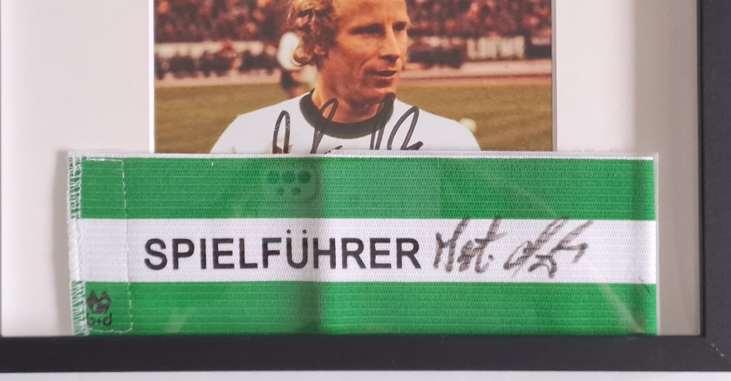  BÜ Spielführerbinde Vogts  
