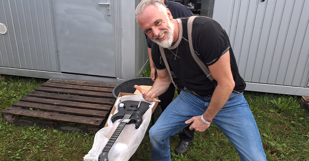  BÜ Versengold Gitarre  