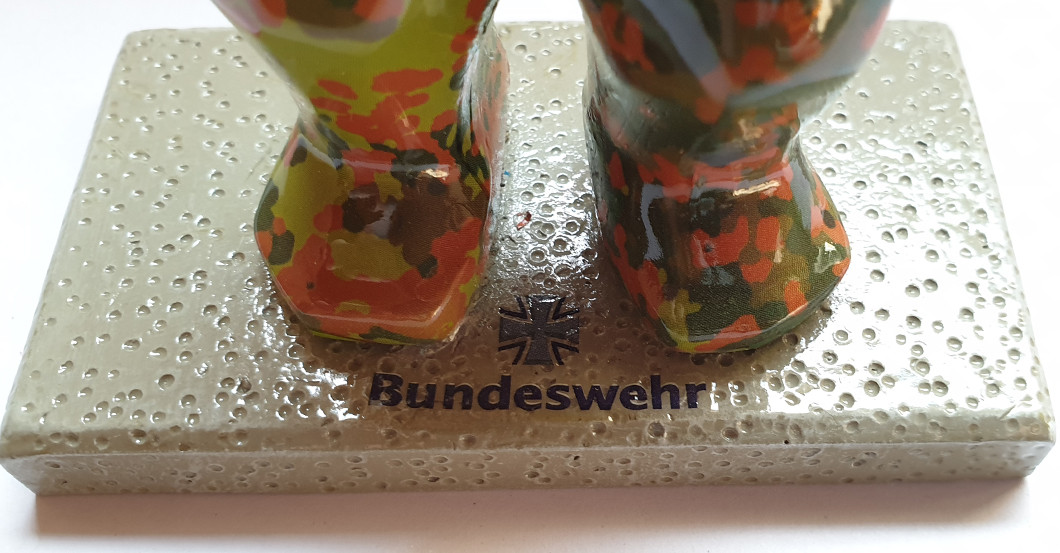  Bundeswehr Paket 