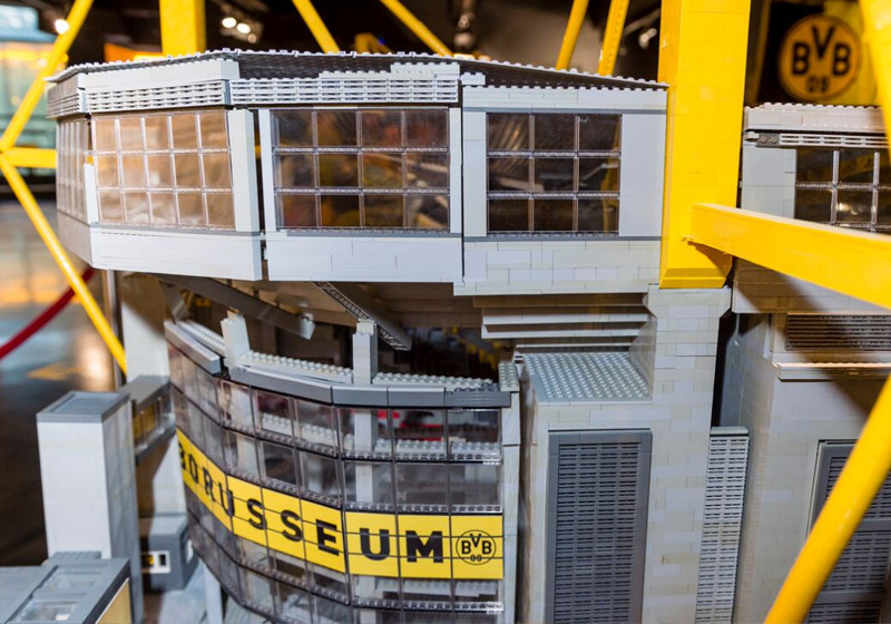  BVB Stadion aus Lego 