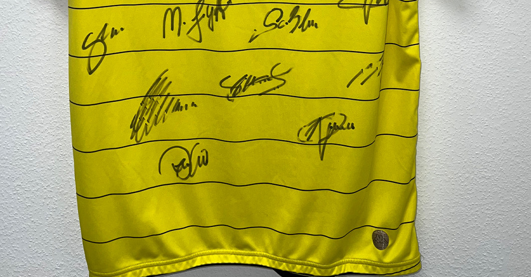 BVB Trikot 2012   BVB Trikot 2012