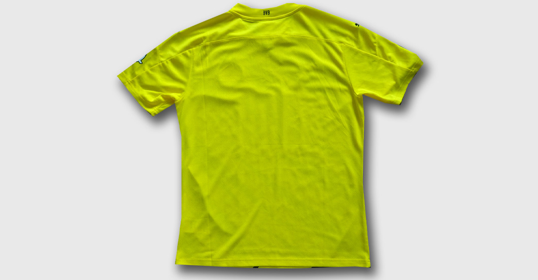 BVB Trikot teamsigniert 1   BVB Trikot teamsigniert 1