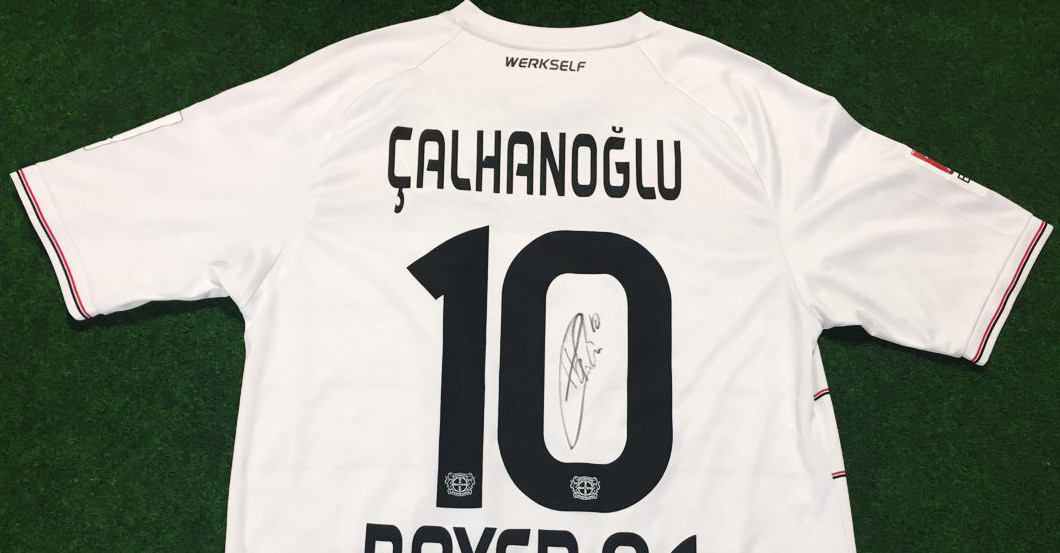Calhanoglu letztes Trikot   Calhanoglu letztes Trikot