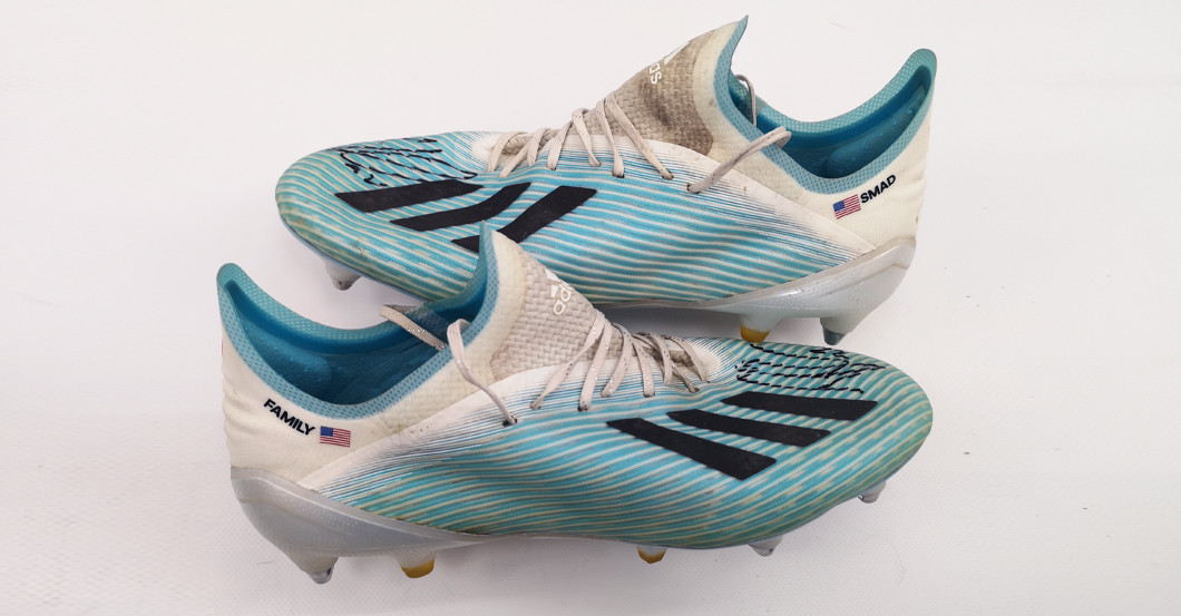 Chandler Paket signiert   Chandler Paket signiert