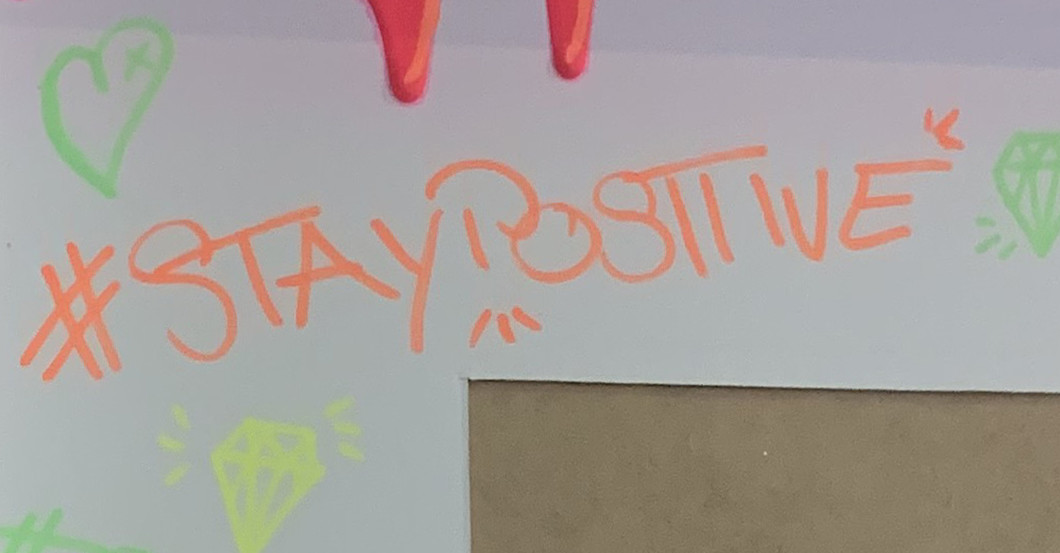 Corona-Kunstwerk   Corona-Kunstwerk