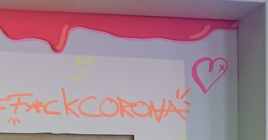 Corona-Kunstwerk   Corona-Kunstwerk