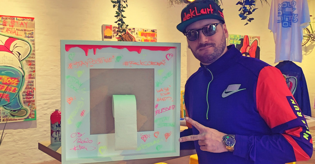 Corona-Kunstwerk   Corona-Kunstwerk