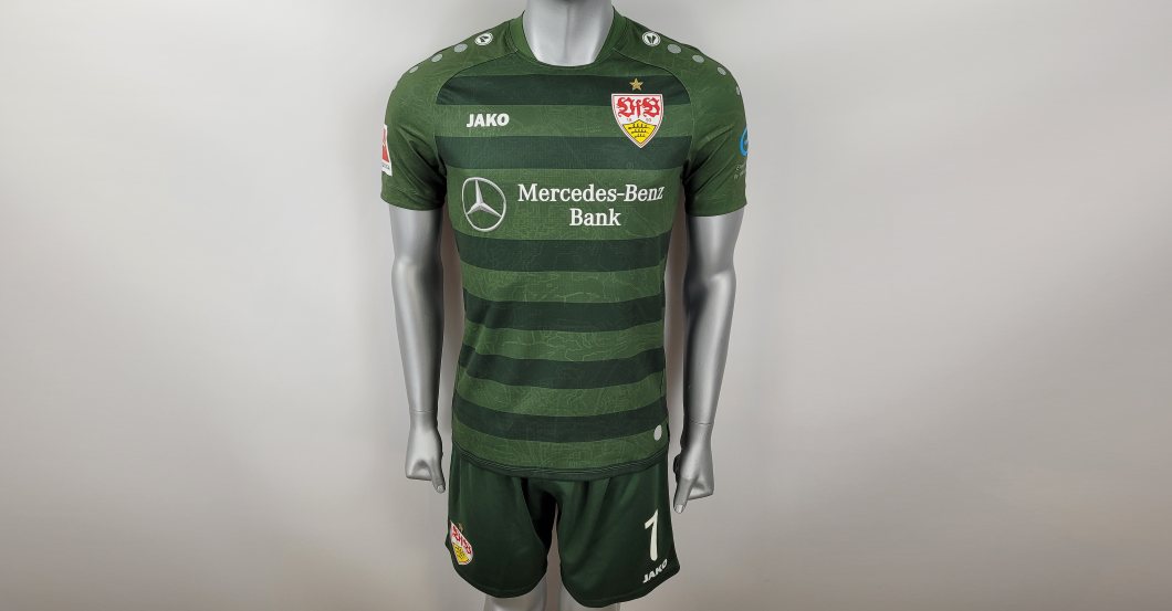  Coulibaly Ausweichoutfit 