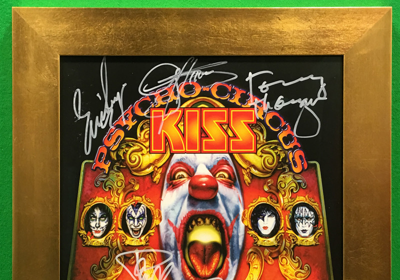  Cover Psycho Circus 