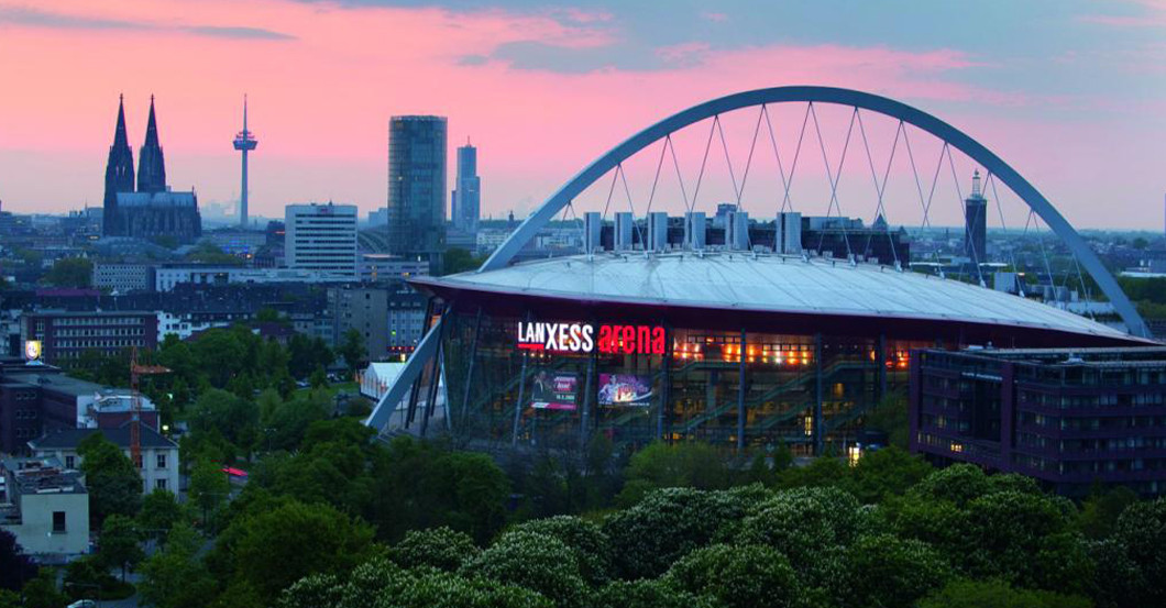 Dachfuehrung Lanxess 4   Dachfuehrung Lanxess 4