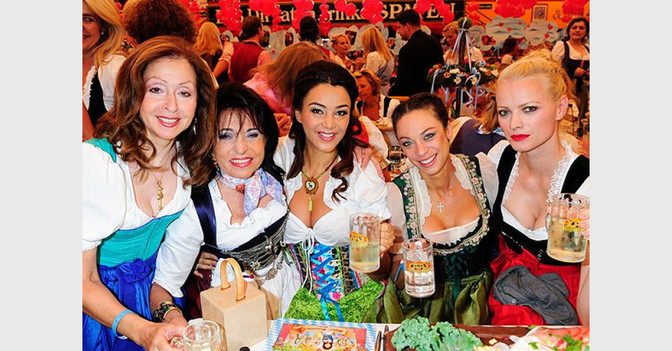 Damenwiesn Einladung   Damenwiesn Einladung