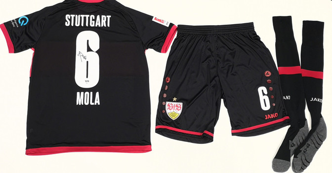 Danke Outfit Clinton Mola   Danke Outfit Clinton Mola