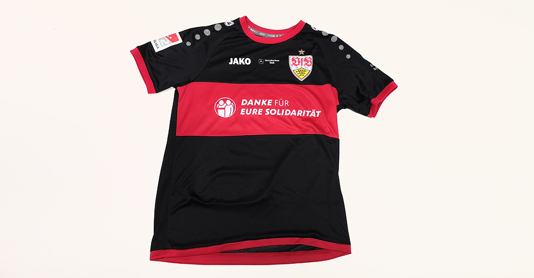  Danke Outfit Coulibaly 