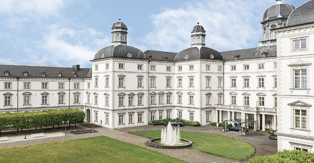  Delfine Schloss Bensberg 