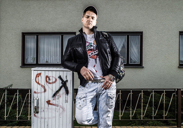  Dennis aus Hürth treffen 