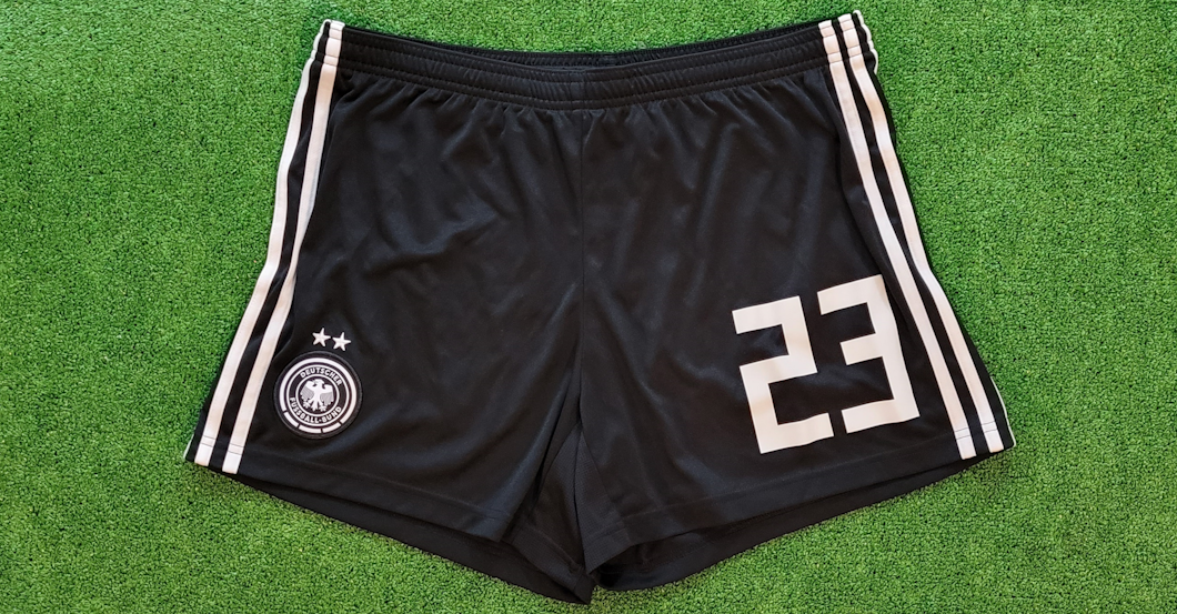 DFB-Outfit Doorsoun   DFB-Outfit Doorsoun