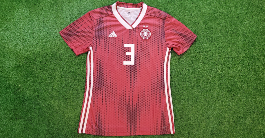 DFB-Outfit Hendrich   DFB-Outfit Hendrich