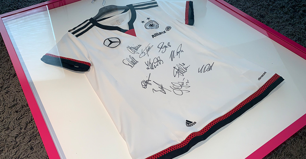 DFB Shirt Frauen signiert   DFB Shirt Frauen signiert