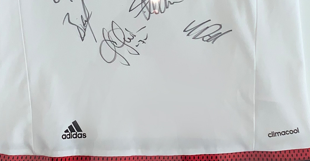 DFB Shirt Frauen signiert   DFB Shirt Frauen signiert