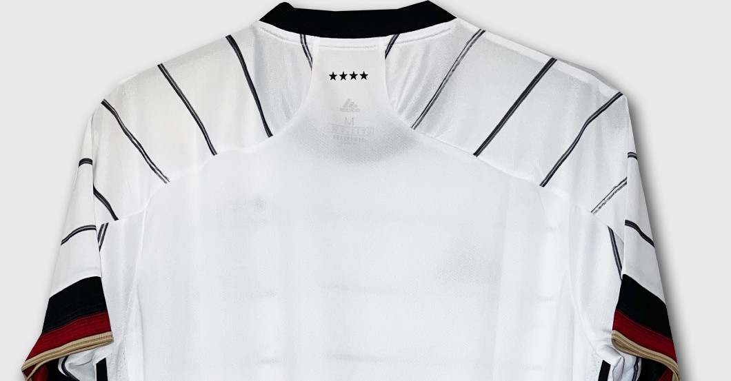 DFB Team signiert Trikot   DFB Team signiert Trikot