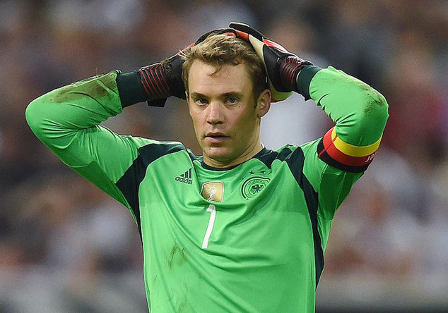 DFB-Torwart-Trikot Neuer   DFB-Torwart-Trikot Neuer