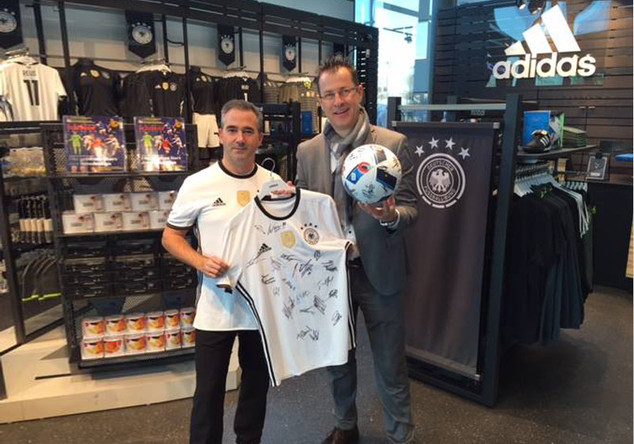 DFB-Trikot + Ball   DFB-Trikot + Ball