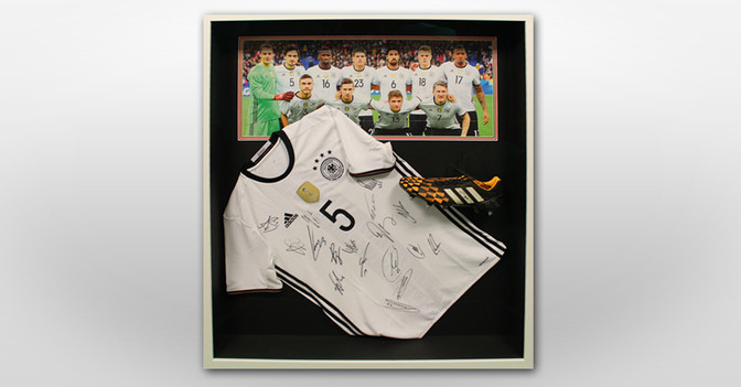 DFB Trikot signiert   DFB Trikot signiert