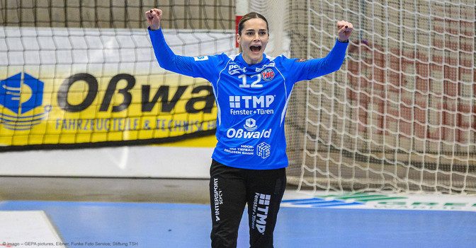 Dinah Eckerle Trikot   Dinah Eckerle Trikot