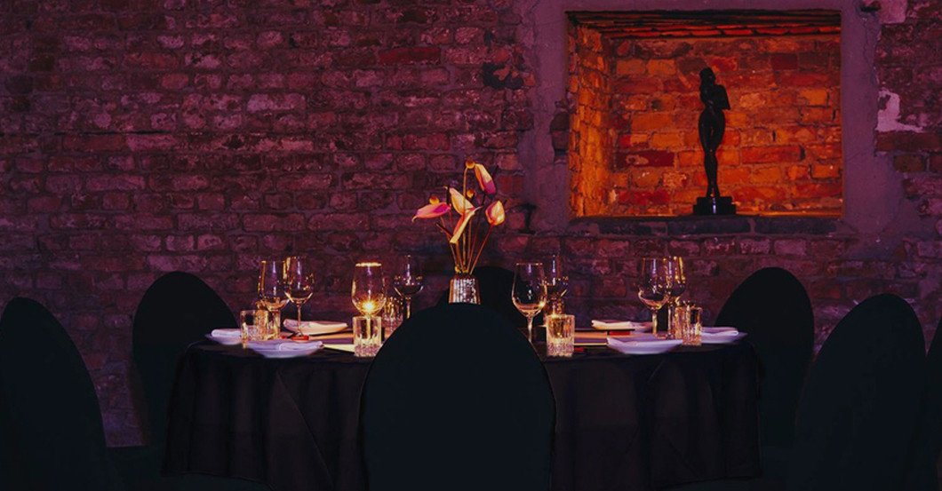 Dinner Show Provocateur 1   Dinner Show Provocateur 1