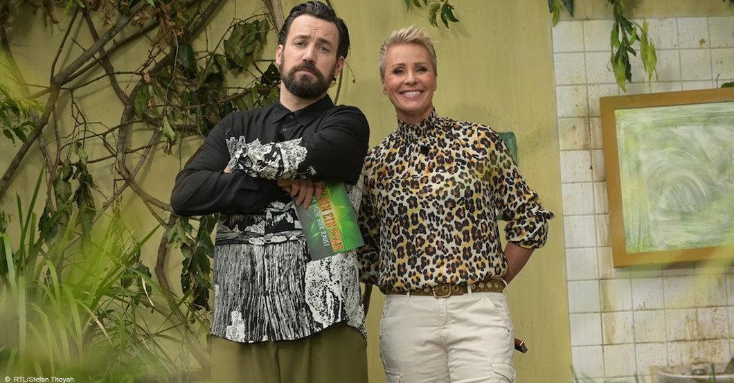 Dschungel Bluse Show 2   Dschungel Bluse Show 2