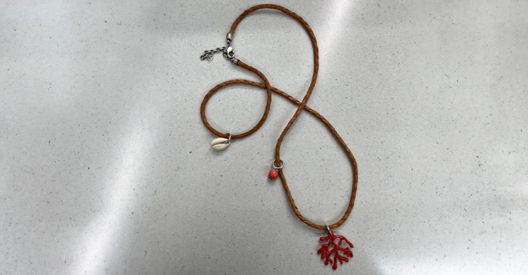 Dschungel Korallenkette   Dschungel Korallenkette