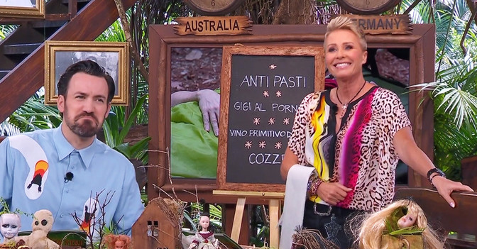 Dschungel Tunika Show 4   Dschungel Tunika Show 4