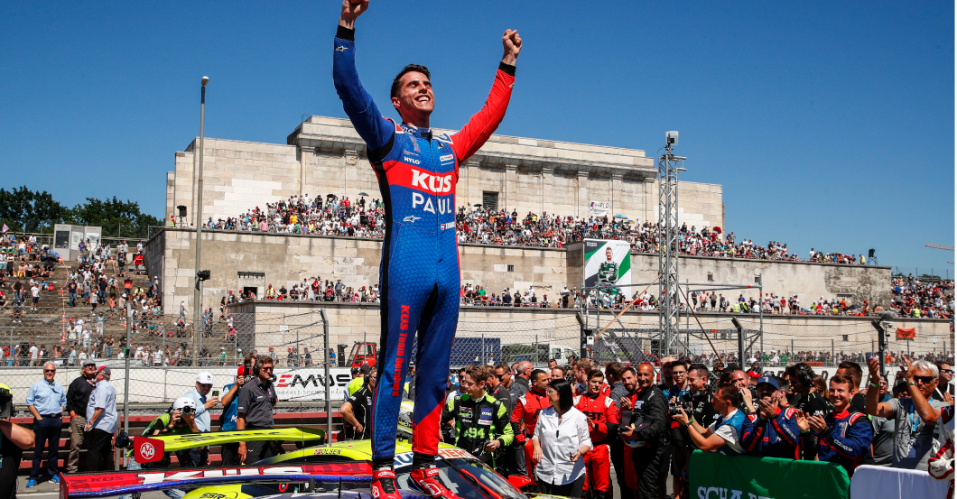 DTM Anzug Preining   DTM Anzug Preining