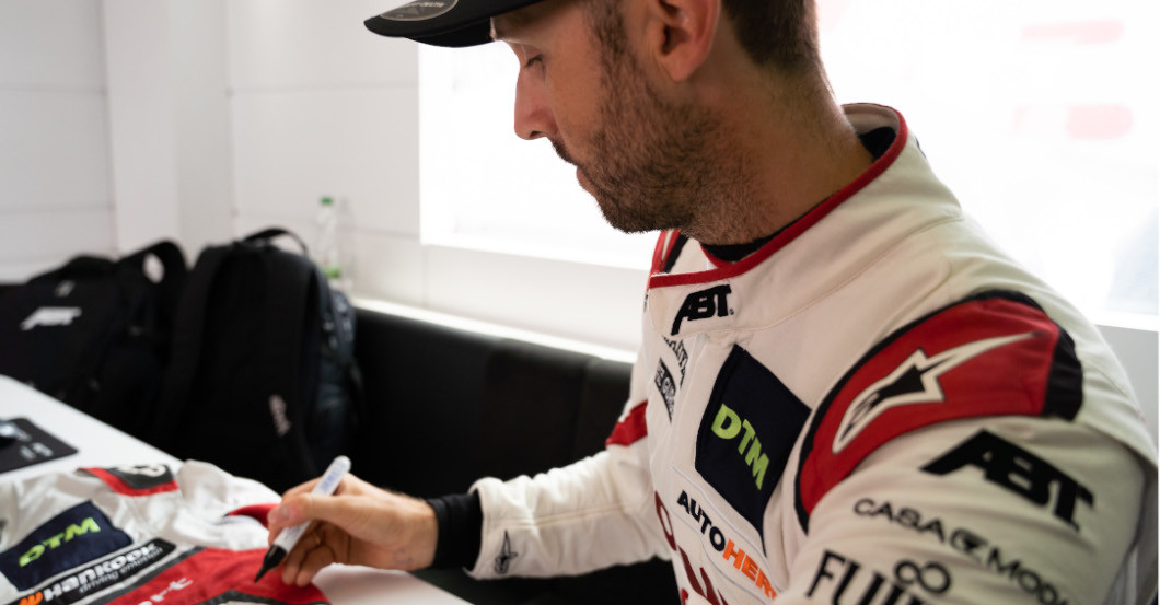 DTM Rennanzug Rast   DTM Rennanzug Rast