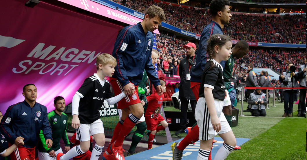 Einlaufkind FCB II   Einlaufkind FCB II