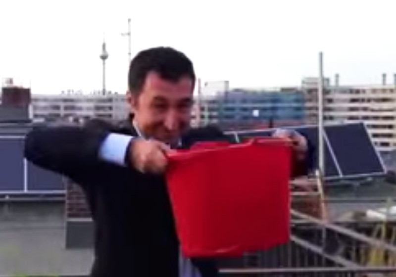  Eiseimer Cem Özdemir 