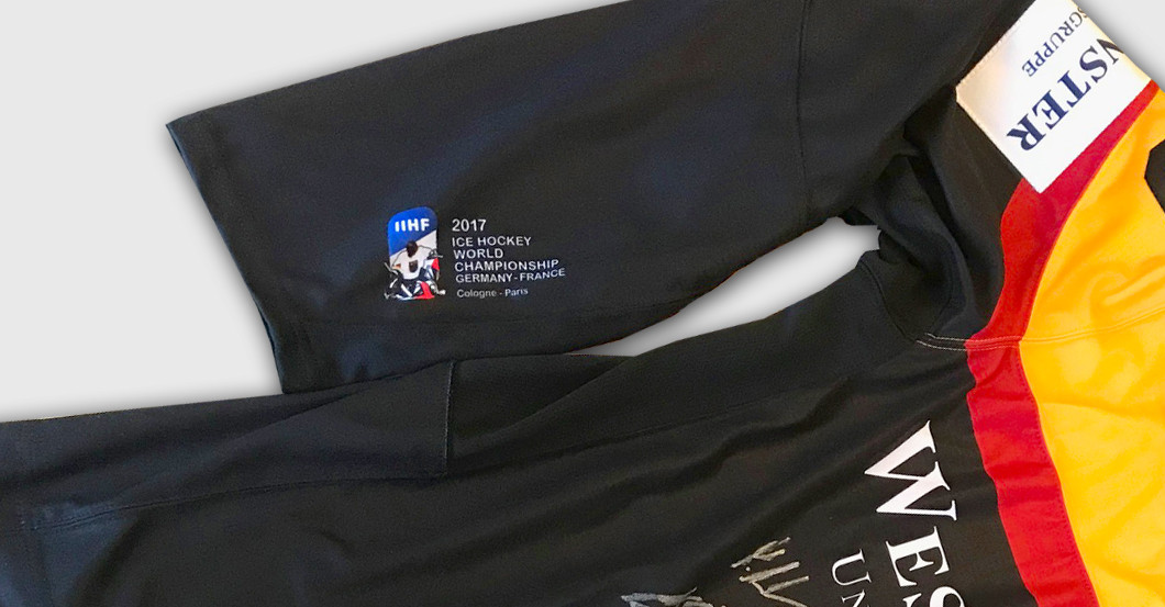 Eishockey Trikot signiert   Eishockey Trikot signiert