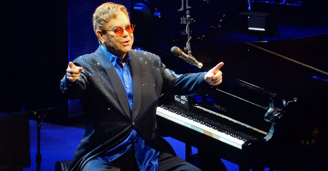 Elton John live   Elton John live