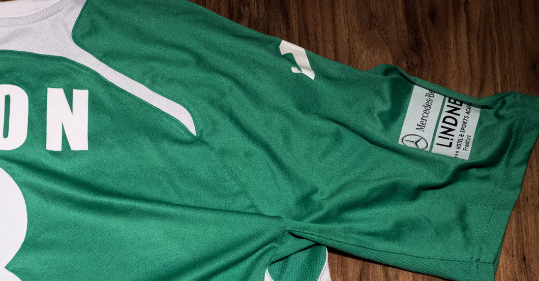 Eltons Charity Trikot   Eltons Charity Trikot