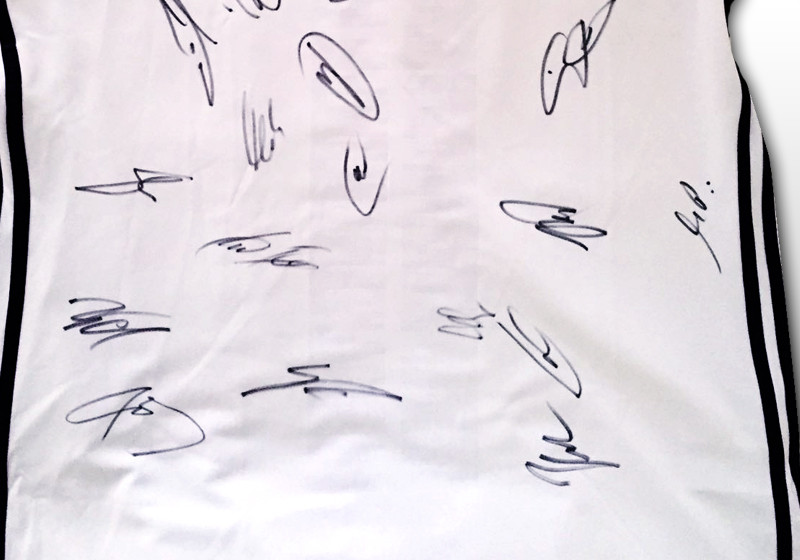  EM Heimtrikot signiert 