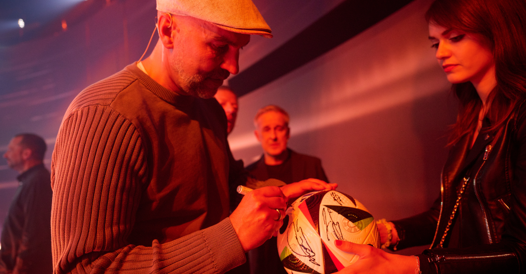 EM Spielball ServusTV   EM Spielball ServusTV