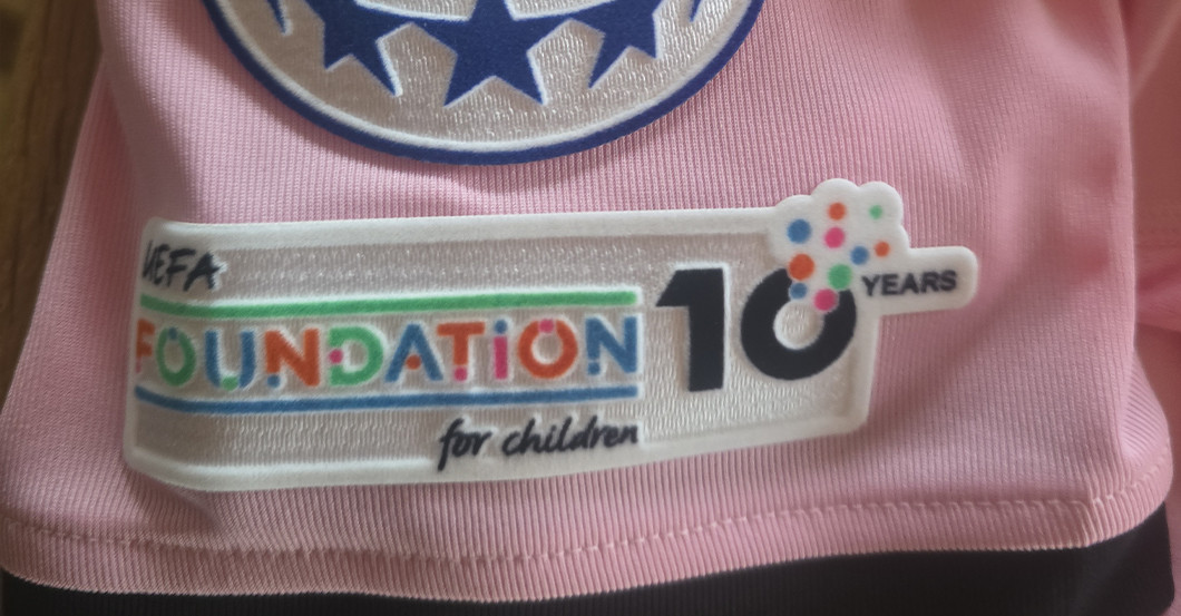  Ena Mahmutovic Trikot 