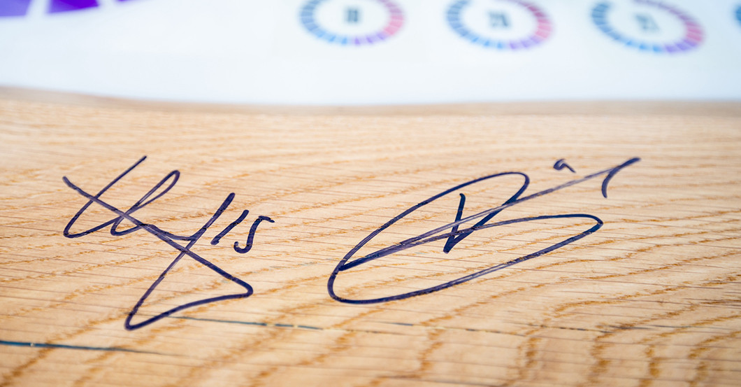 England Tisch   England Tisch