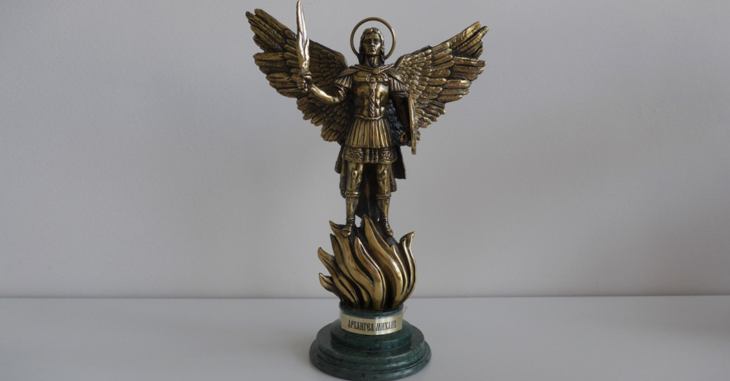 Erzengel Michael Skulptur   Erzengel Michael Skulptur