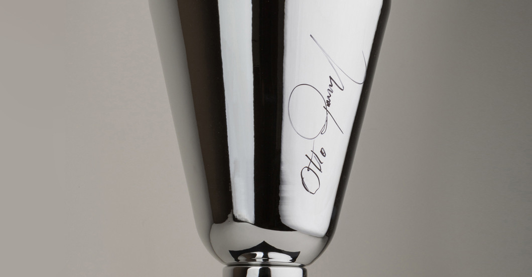 Euro Pokal signiert   Euro Pokal signiert