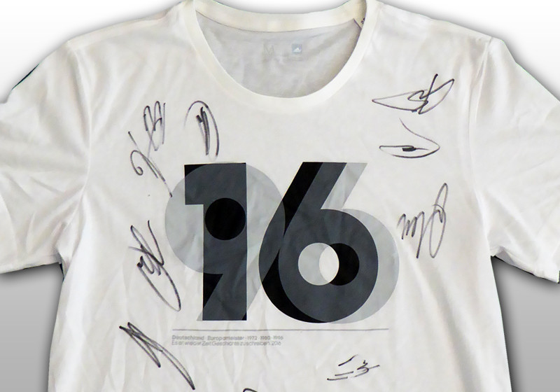  Euro Shirt teamsigniert 
