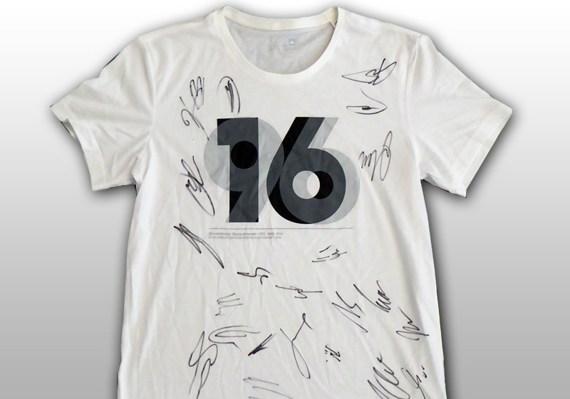  Euro Shirt teamsigniert 