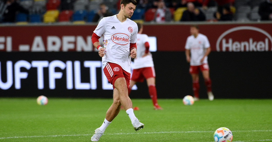 F95 Aufwärmtrikot 1   F95 Aufwärmtrikot 1